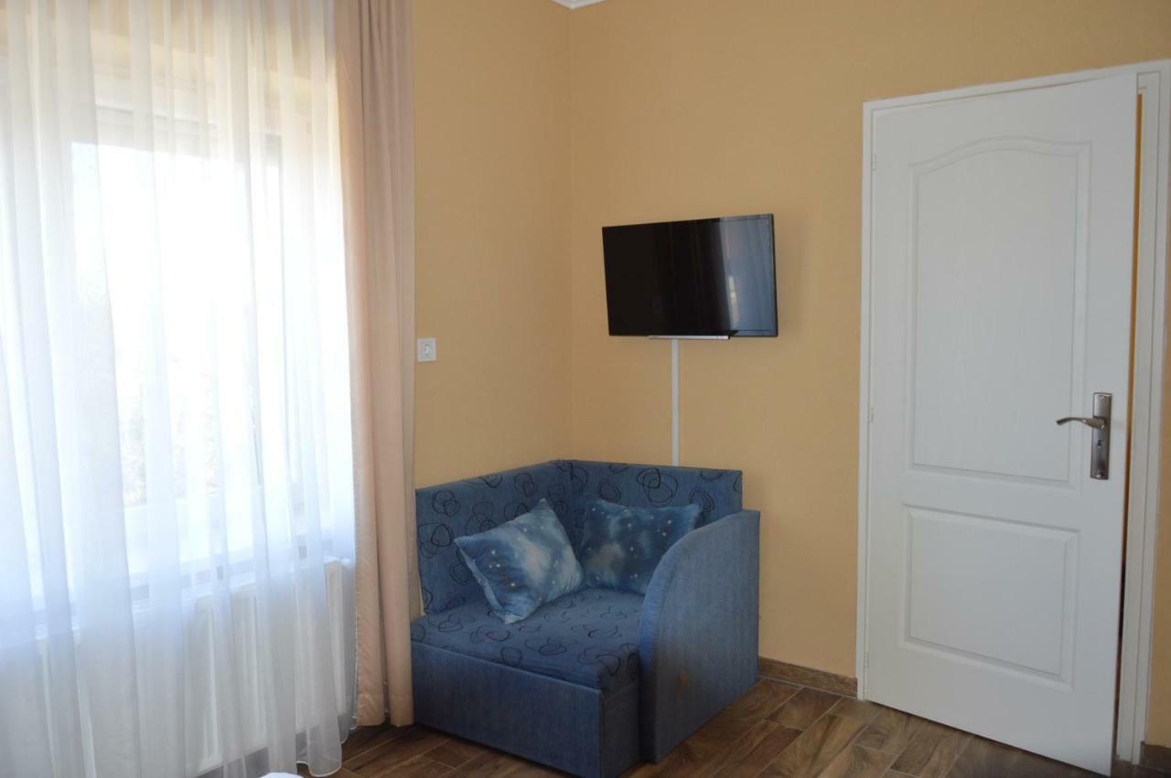 Varga Apartman Heviz Exterior photo