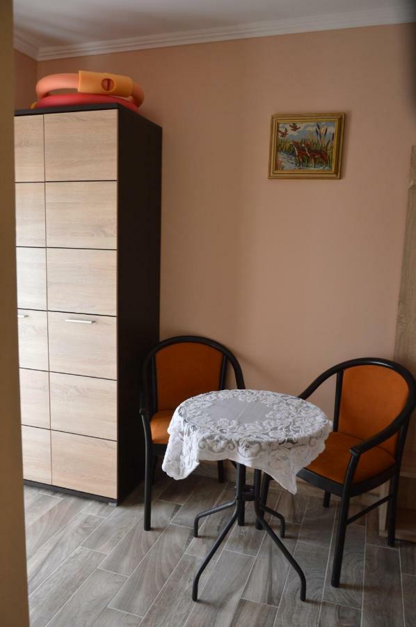 Varga Apartman Heviz Exterior photo